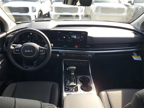 New 2026 Kia Carnival SX Prestige image 18