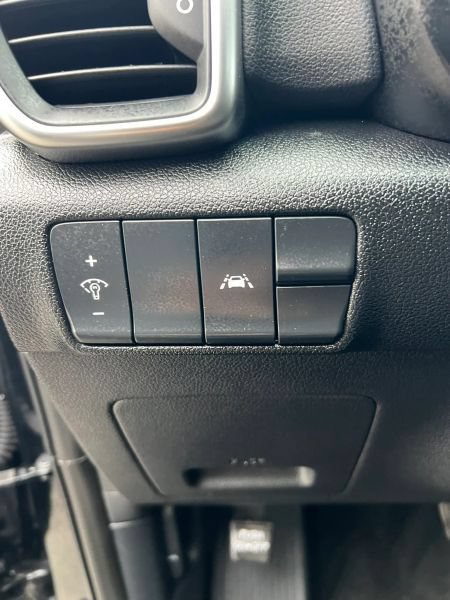 Used 2020 Kia Sportage LX AWD/4WD image 23