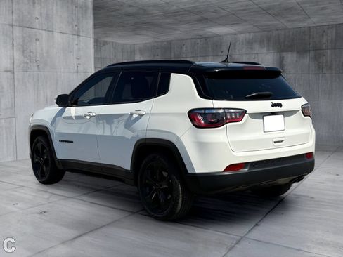 Used 2020 Jeep Compass Latitude FWD image 4