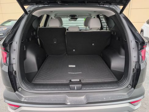 Certified 2025 Hyundai Tucson SEL image 24