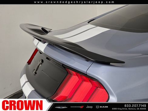 Used 2022 Ford Mustang Shelby GT500 w/ Technology Package RWD image 14
