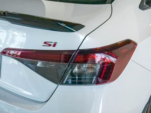 New 2026 Honda Civic Si image 9