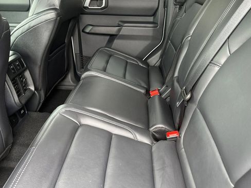 New 2026 Ford Bronco Outer Banks w/ Sasquatch Package AWD/4WD image 12