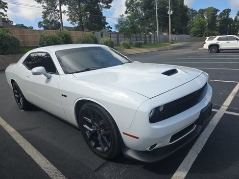 Used 2023 Dodge Challenger R/T w/ Blacktop Package RWD image 3