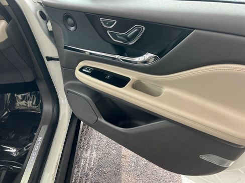 Certified 2020 Lincoln Corsair Reserve w/ Equipment Group 201A image 20