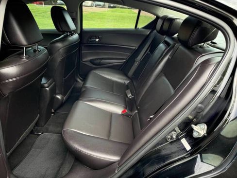 Used 2017 Acura ILX FWD image 16