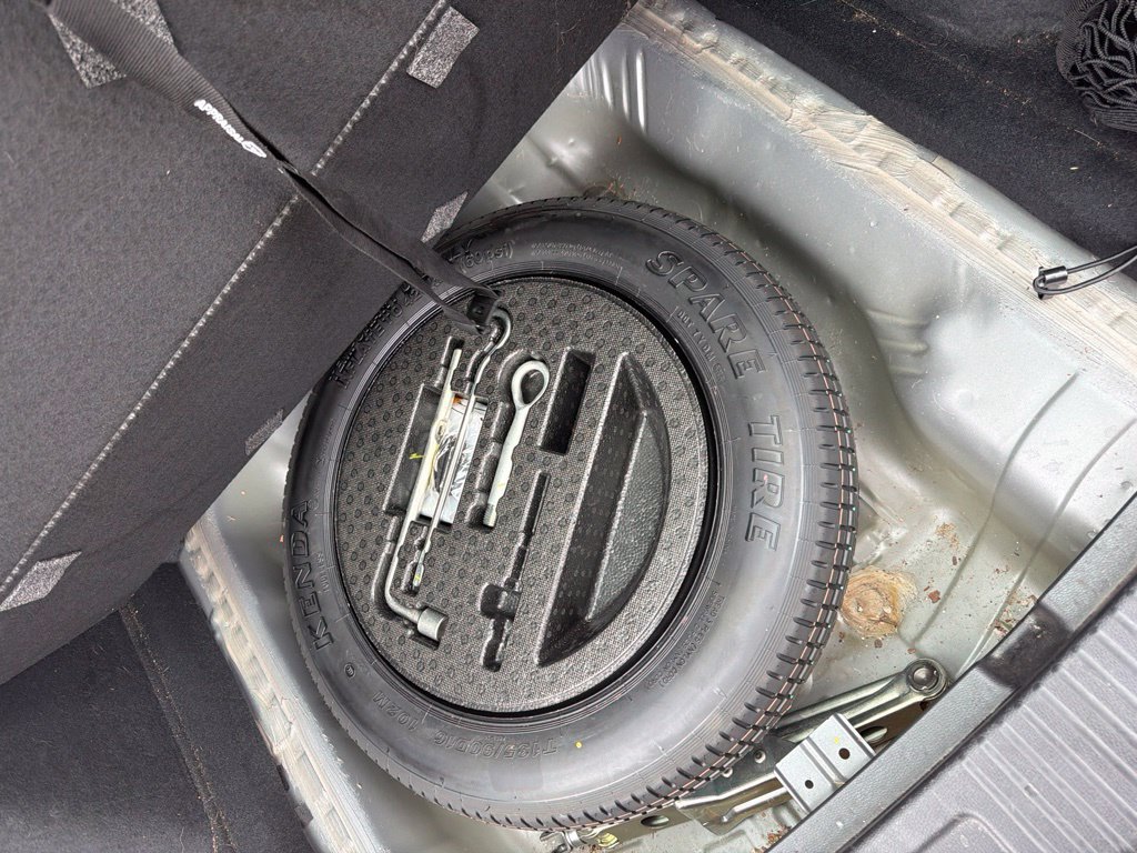 Used 2019 Honda HR-V LX image 8