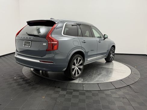 Used 2023 Volvo XC90 T8 Plus w/ Protection Package Premier AWD/4WD image 7