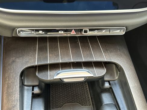 Certified 2025 Mercedes-Benz E 350 4MATIC Sedan image 36