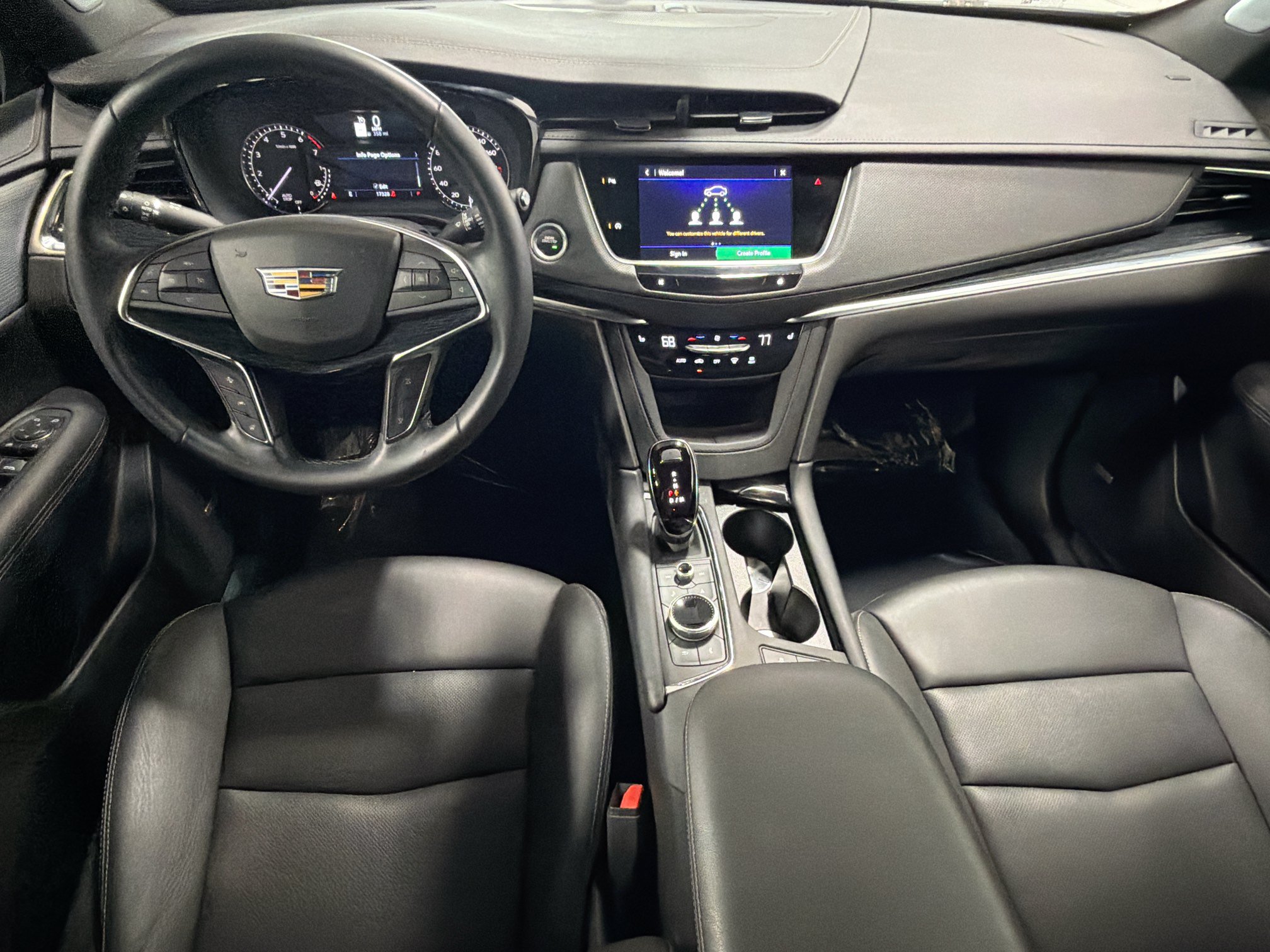 Used 2025 Cadillac XT5 Premium Luxury FWD image 16