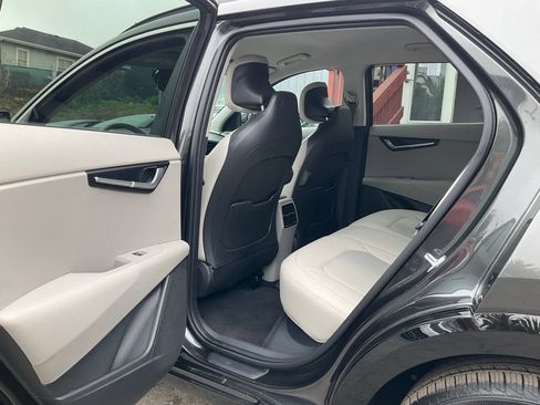 Used 2023 Kia Niro Wind FWD image 22