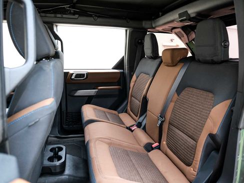 Used 2022 Ford Bronco Outer Banks AWD/4WD image 44