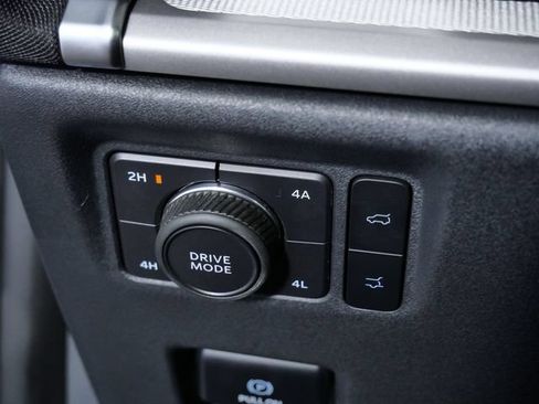 Certified 2025 Ford Expedition Active AWD/4WD image 26