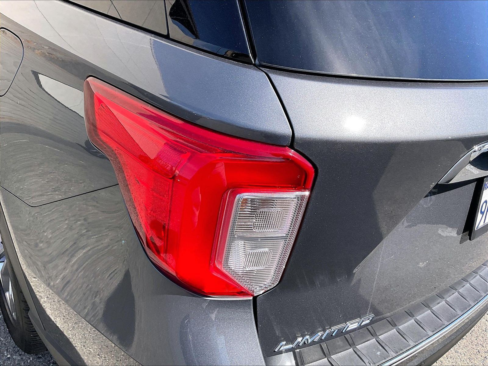 Used 2023 Ford Explorer Limited RWD image 28
