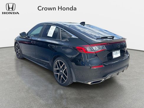 Used 2022 Honda Civic Sport Touring image 3
