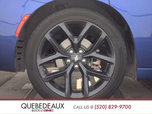 Used 2023 Dodge Charger SXT w/ Blacktop Package image 11