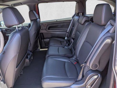Used 2023 Honda Odyssey Sport image 18
