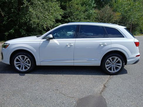 Used 2025 Audi Q7 3.0T Premium Plus image 2