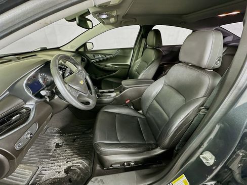 Used 2016 Chevrolet Malibu LT w/ Leather Package image 28