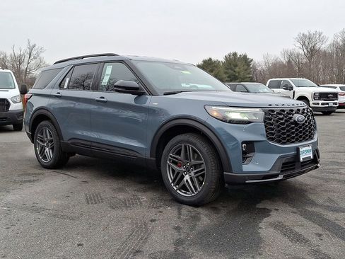 New 2026 Ford Explorer ST-Line w/ ST-Line Street Pack image 1