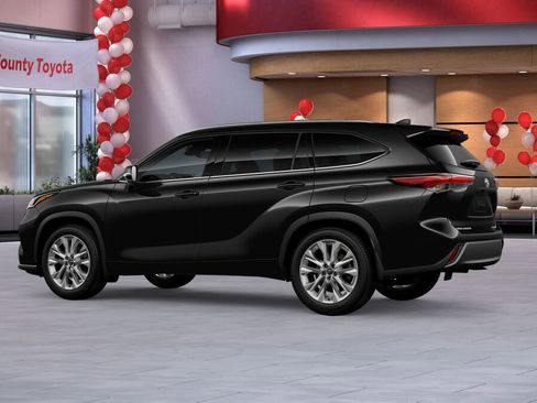 New 2026 Toyota Highlander Limited image 5