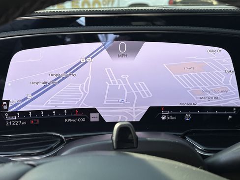 Certified 2024 Cadillac Escalade Sport w/ LPO, ONYX Package image 30