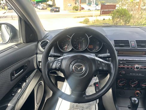 Used 2006 MAZDA MAZDA3 i Touring image 17