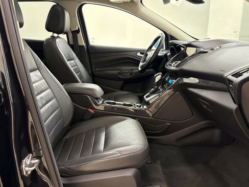 Used 2015 Ford Escape Titanium w/ Equipment Group 301A FWD image 25