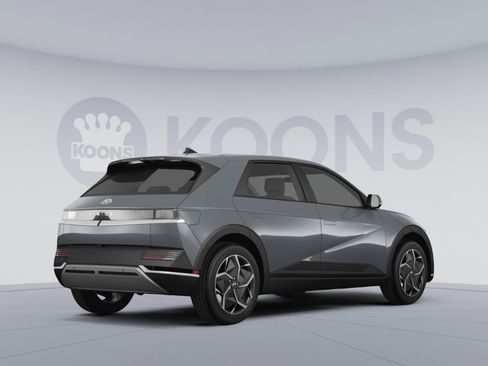 Used 2024 Hyundai Ioniq 5 SEL image 4