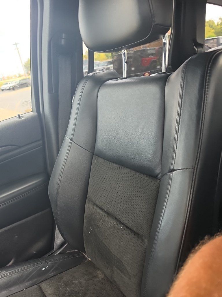 Used 2019 Jeep Grand Cherokee Altitude RWD image 14