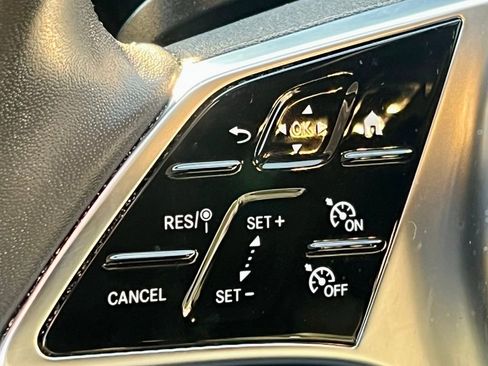 Certified 2026 Mercedes-Benz GLA 250 4MATIC image 36