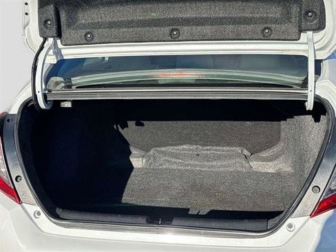 Used 2021 Honda Civic LX image 11