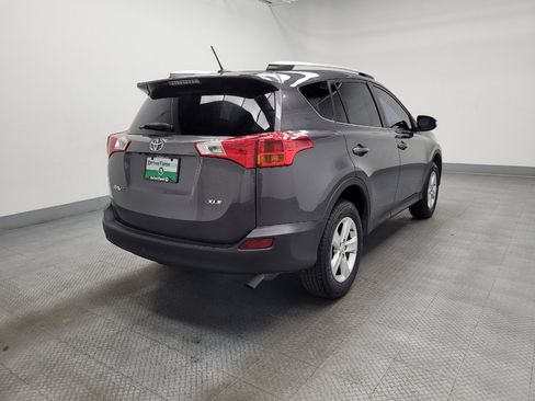 Used 2014 Toyota RAV4 XLE w/ Preferred Accessory Package FWD image 9