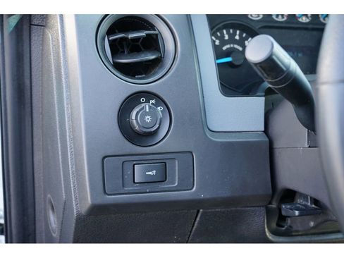 Used 2014 Ford F150 XL w/ Power Equipment Group image 18