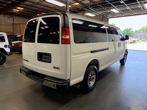 Used 2025 GMC Savana 3500 LT w/ LT Preferred Equipment Group RWD image 5