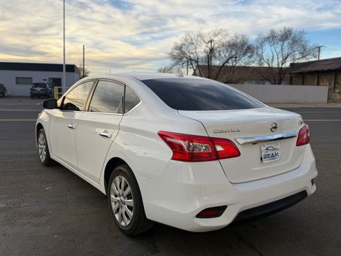 Used 2017 Nissan Sentra SV image 4