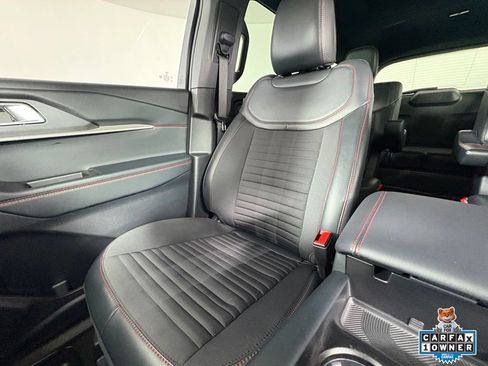 Certified 2025 Ford Explorer ST-Line AWD/4WD image 18