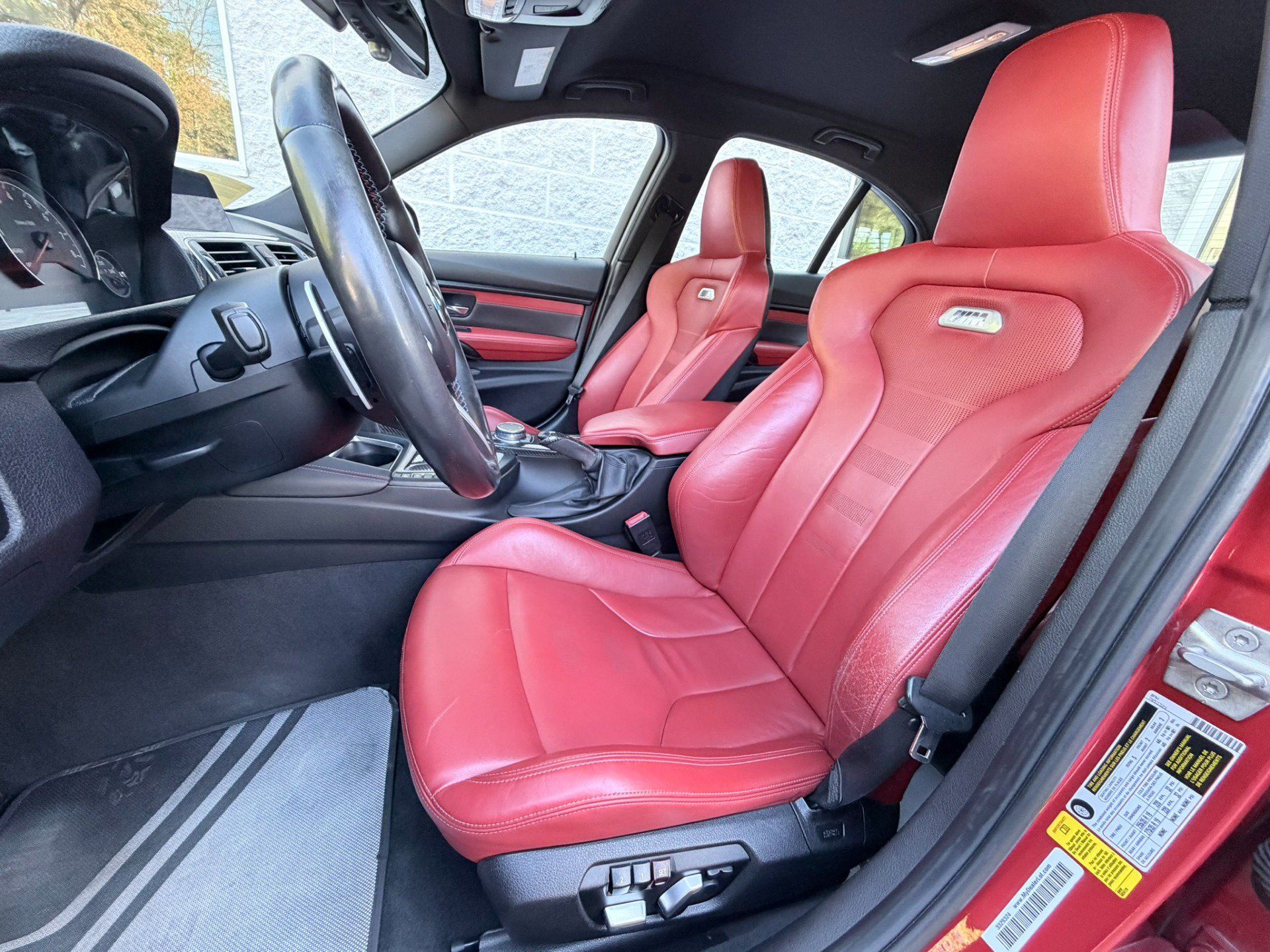 Used 2016 BMW M3 RWD image 15