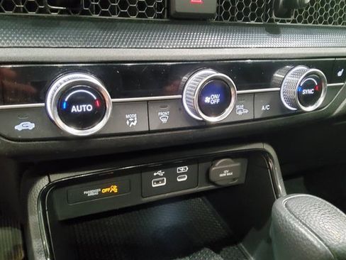 Used 2024 Honda CR-V EX image 22