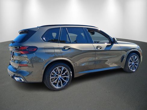 New 2026 BMW X5 xDrive50e w/ M Sport Package image 7