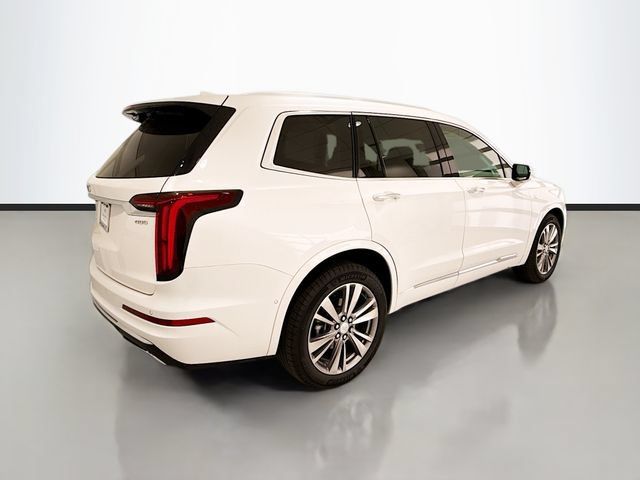 Used 2024 Cadillac XT6 Premium Luxury w/ Technology Package AWD/4WD image 6