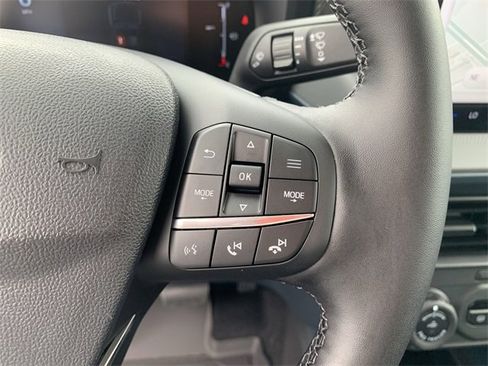 New 2025 Ford Maverick Lariat w/ Black Appearance Package image 32