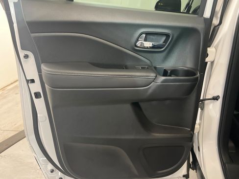 Used 2023 Honda Ridgeline RTL-E image 19
