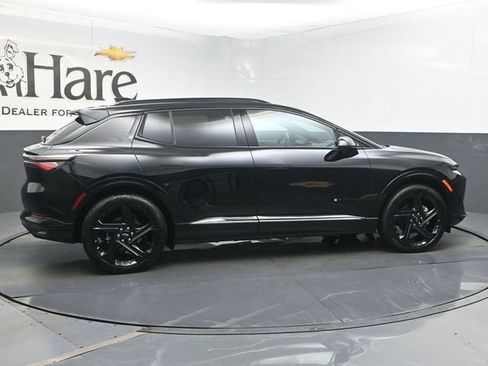 Used 2024 Chevrolet Equinox EV RS FWD image 38