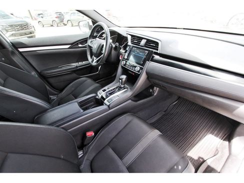 Used 2020 Honda Civic Sport image 25