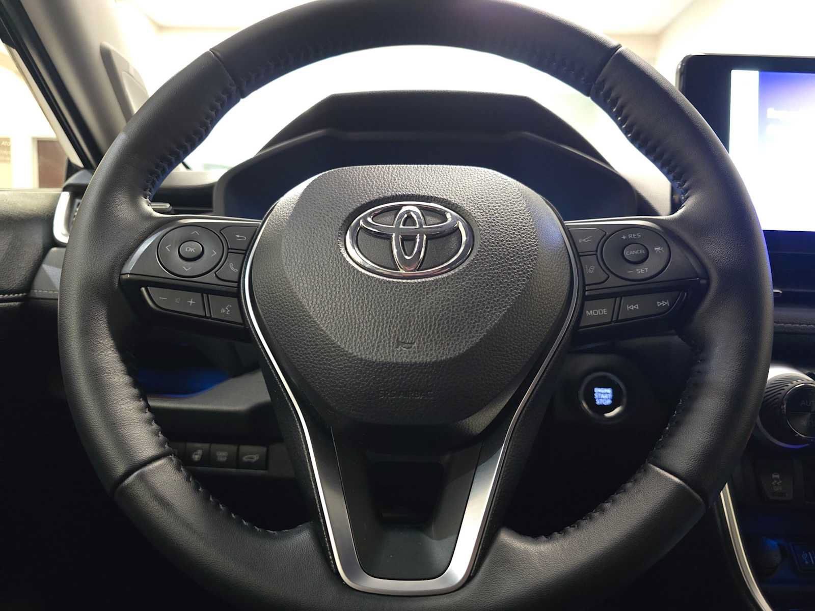 Certified 2025 Toyota RAV4 Limited w/ Advanced Technology Package AWD/4WD image 11