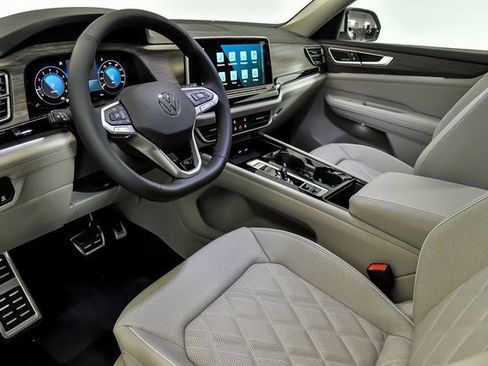 New 2026 Volkswagen Atlas SEL Premium R-Line image 6