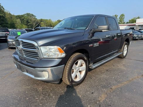 Used 2017 RAM 1500 Classic SLT w/ SLT Plus D←cor Group AWD/4WD image 1