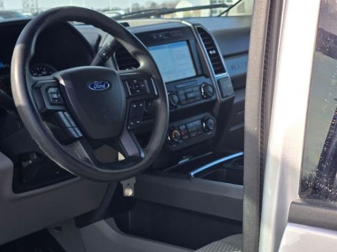 Used 2019 Ford F350 XLT w/ XLT Premium Package image 20