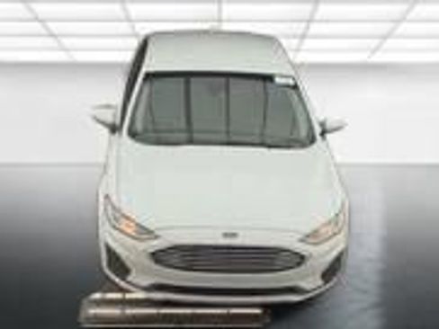 Used 2019 Ford Fusion SE FWD image 13